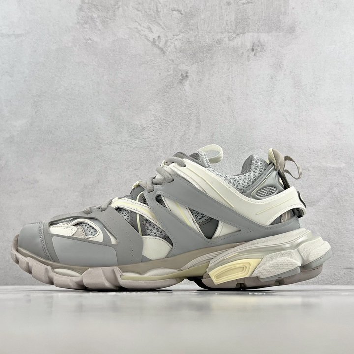 2025 Trending Dropshipping  Sneakers Retro Fashion Trend Famous Track 3.0 Led Designer Chunky Walking Style Shoes